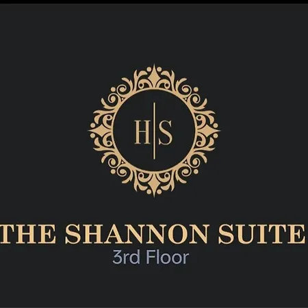 Henrietta Suites City Centre Dublin Room photo